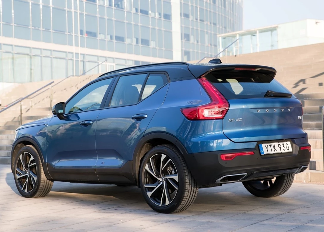 1674548-Volvo-XC40-2019-02.jpg