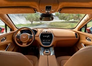 1625883-Aston_Martin-DBX-2021-06.jpg