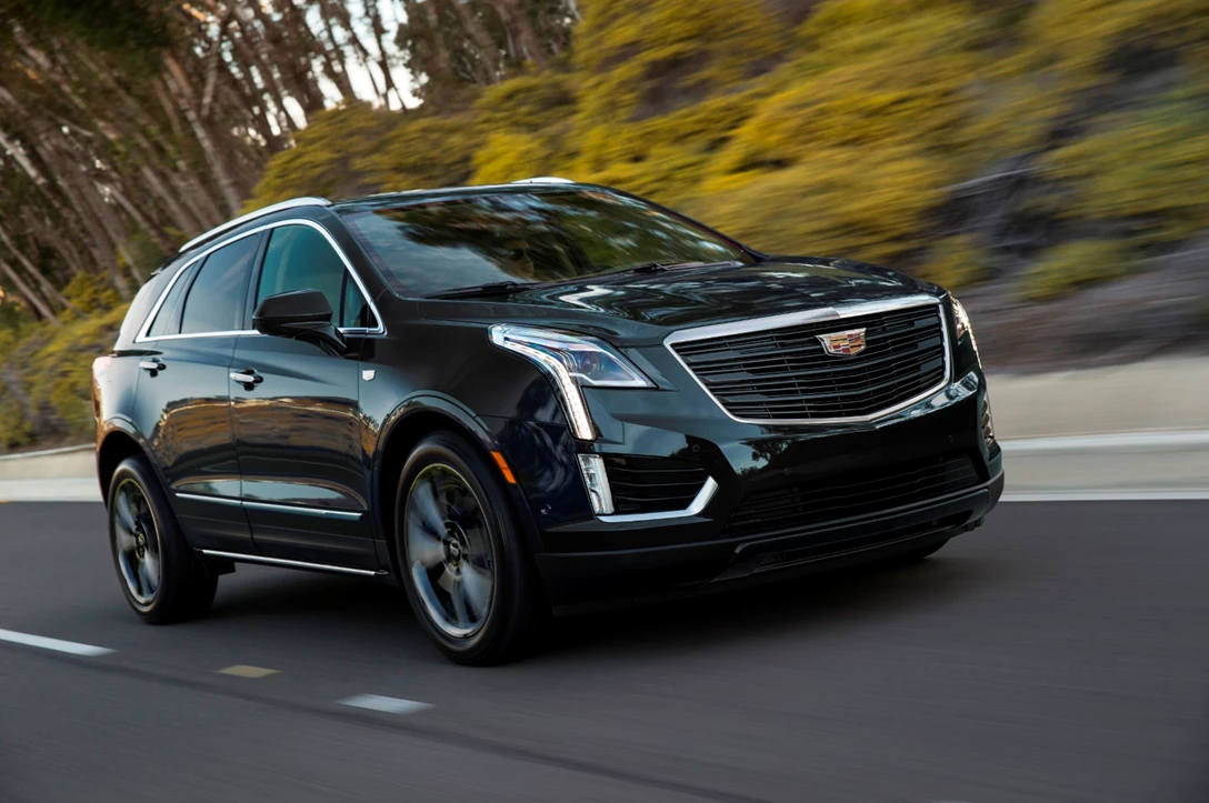 1611351-2019-Cadillac-XT5-Sport-050.jpg