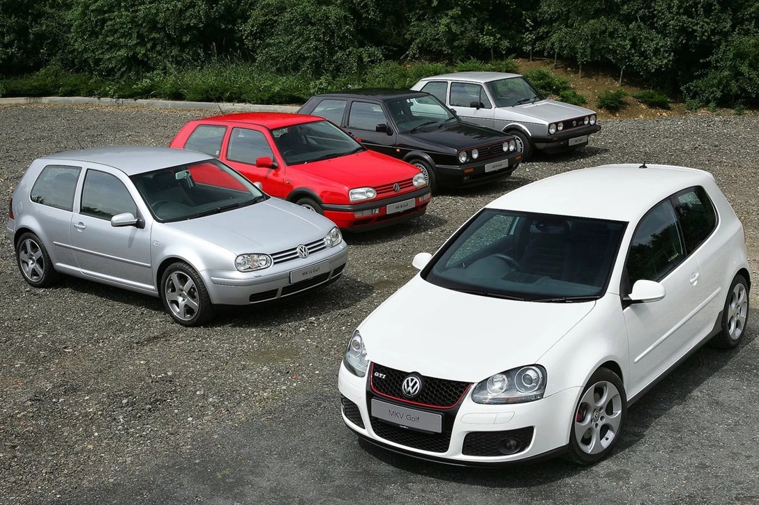 1679221-Volkswagen-Golf_GTI-2004-1280-4a.jpg