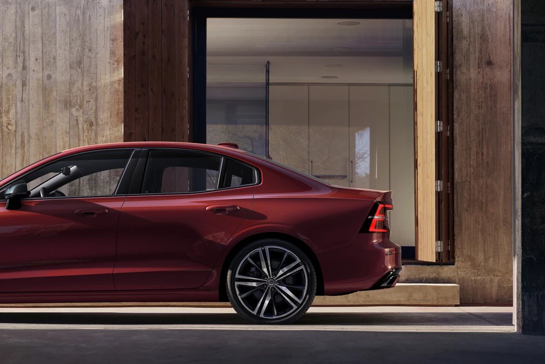 1605673-וולוו S60 מבחן דרכים השקה (23).jpg