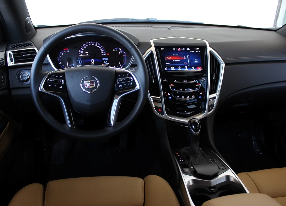 1687548-Cadillac-SRX-2016-05-BH.jpg