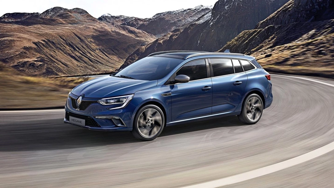 1686551-Renault-Megane_Estate-2017-1600-07.jpg