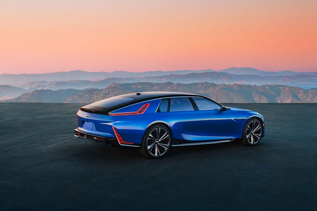 1669634-cadillac-celestiq-300.jpg