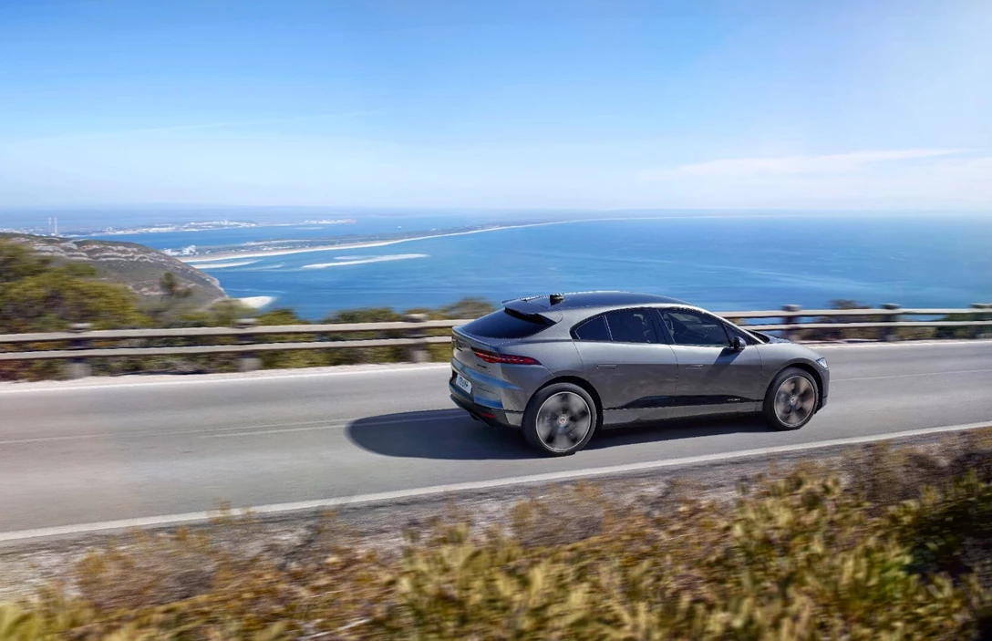 1633536-Jag_I-PACE_21MY_Dynamic_Eiger Grey_02.06.20_002.jpg