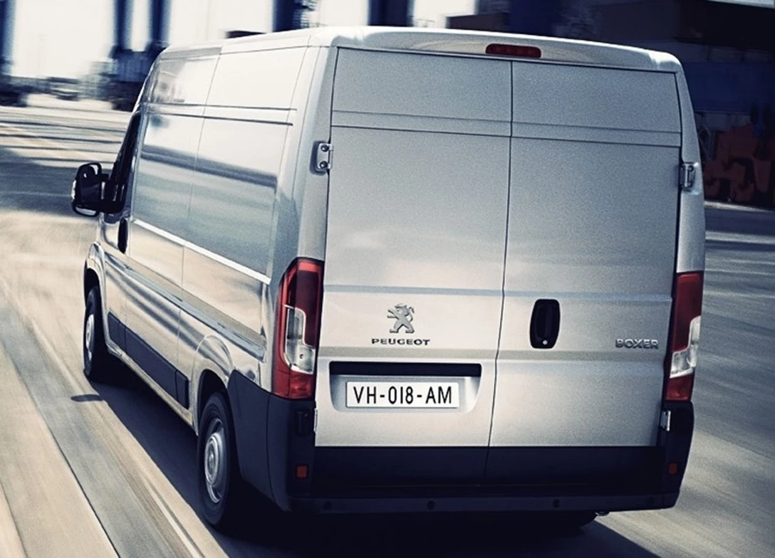 1704375-Peugeot-Boxer-2024 (4).jpg