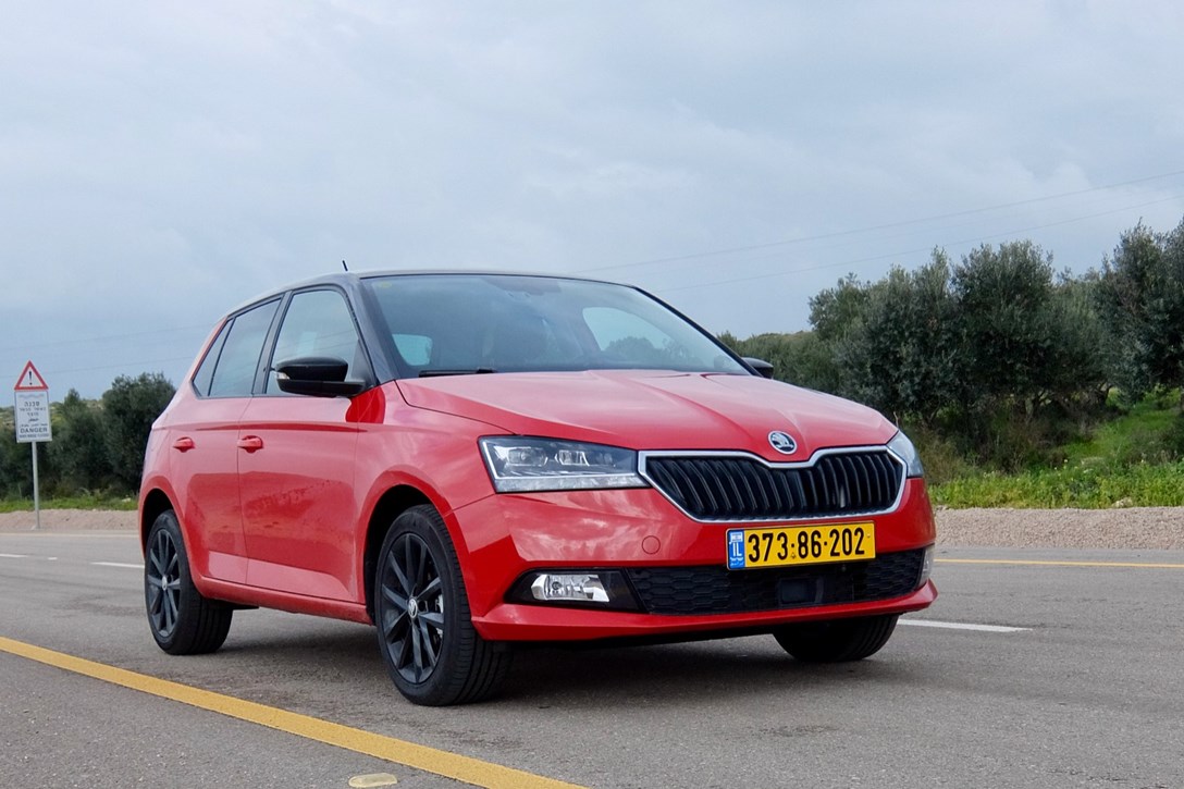 1639442-סקודה פאביה מבחן דרכים (מתיחת פנים) - 5.jpeg