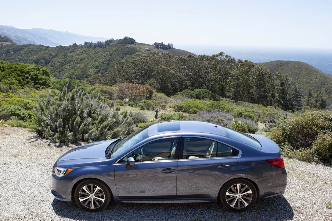 סובארו B4 דור 6