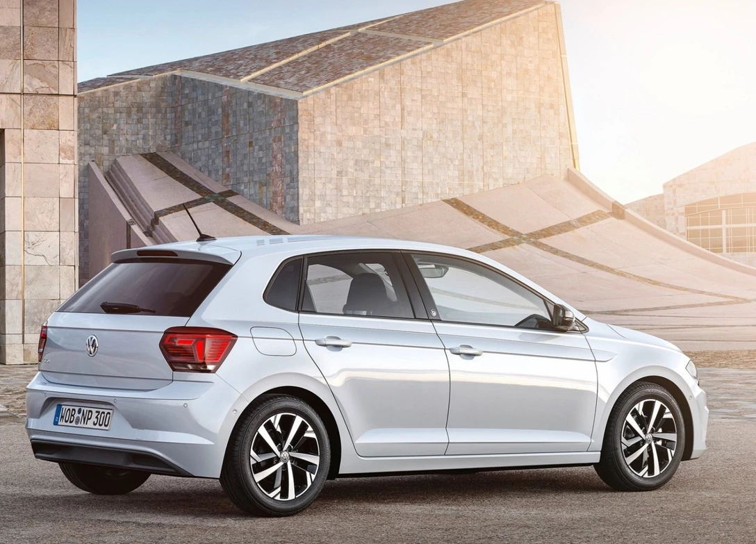 1638407-Volkswagen-Polo-2018-04.jpg