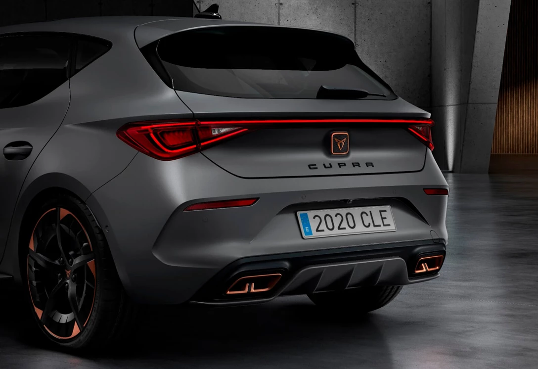 1630531-CUPRA_5D_PHEV_08_HQ.jpg