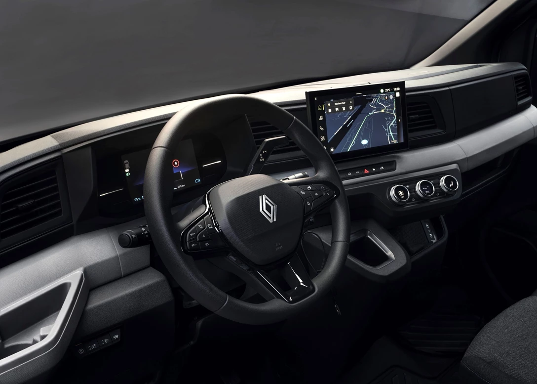 Renault-Master-2026-05.jpg