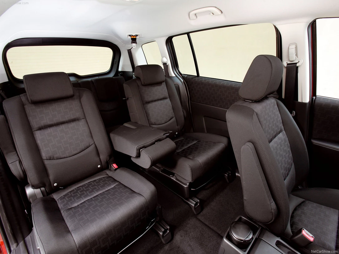 1590815-Mazda-5 7.jpg