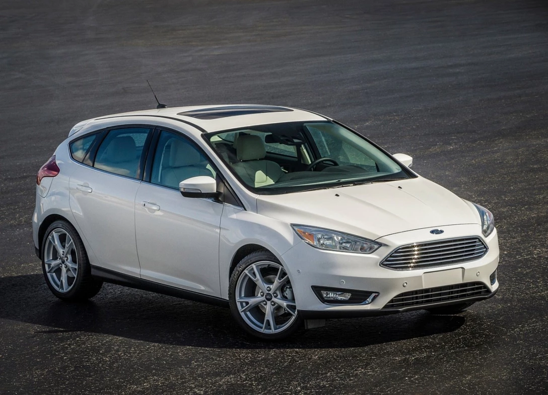 1645978-Ford-Focus-2018-02.jpg