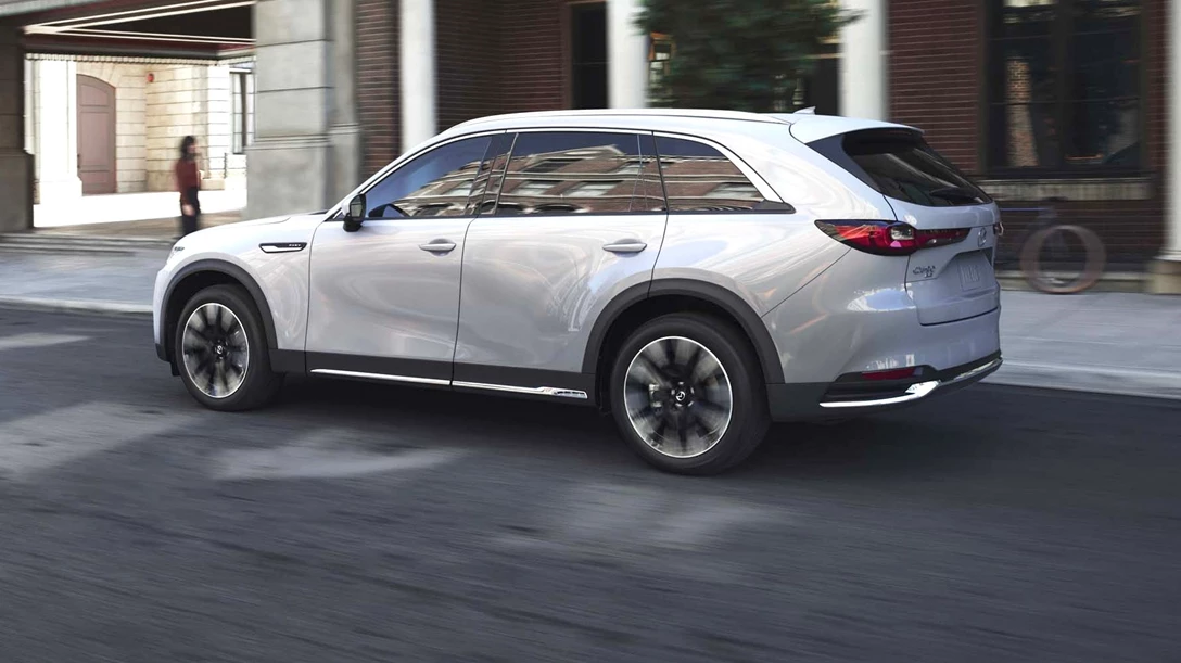 1685114-2024 Mazda CX-90 - 18.jpg