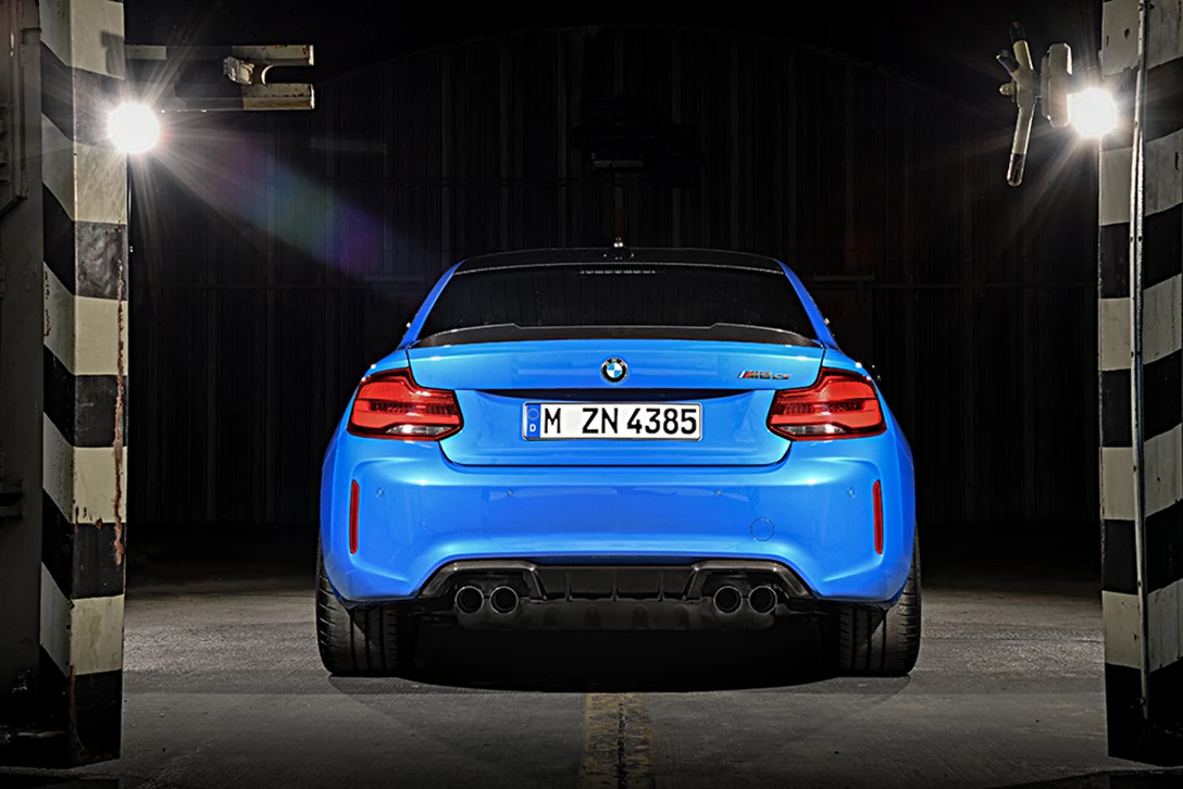 1624742-P90374179_highRes_the-all-new-bmw-m2-c.jpg