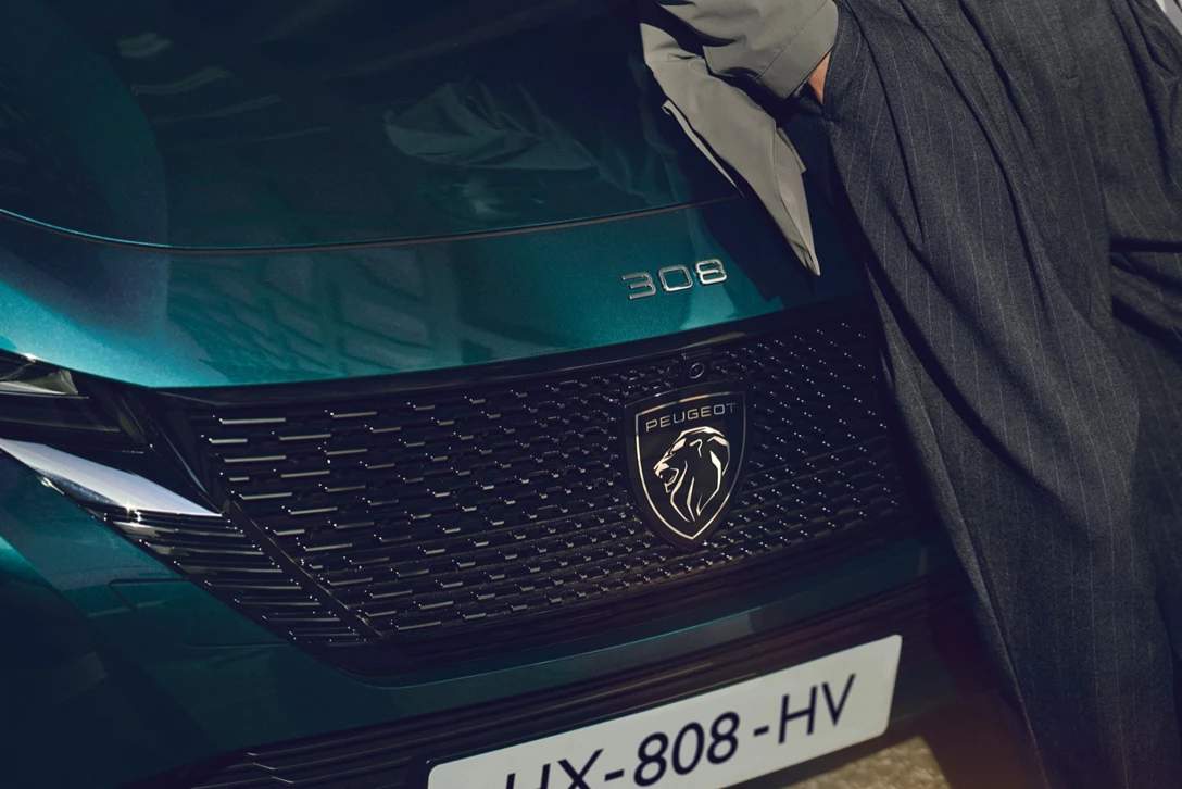 1646141-PEUGEOT_308SWPHEV_2103HM_216.jpg