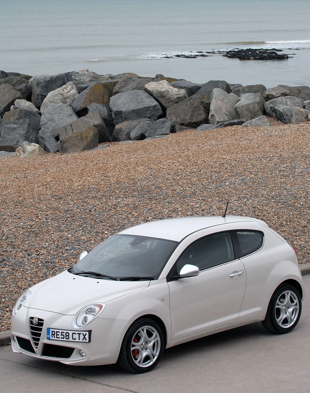 אלפא רומיאו מיטו