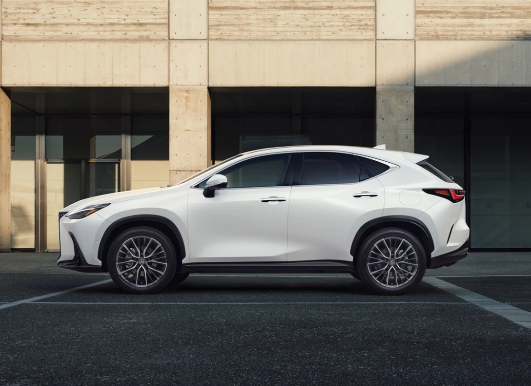 1655542-Lexus-NX-2022-06.jpg