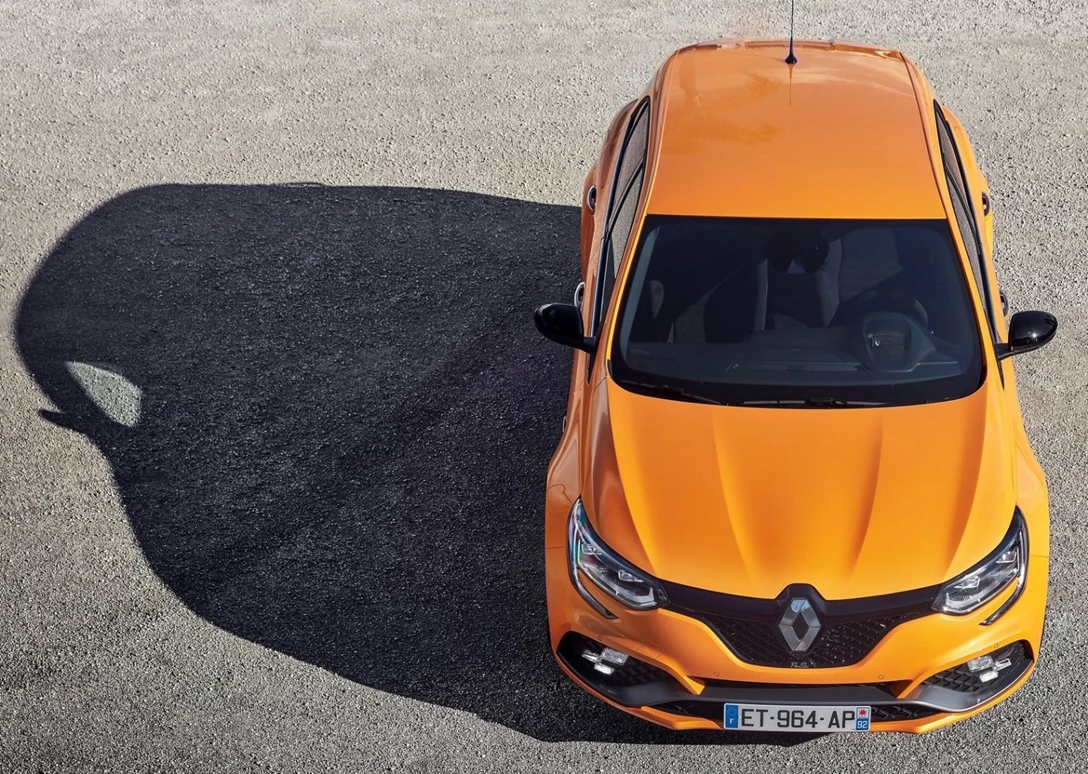 1594317-רנו ספורט ראשים מדברים 2018 (1).jpg