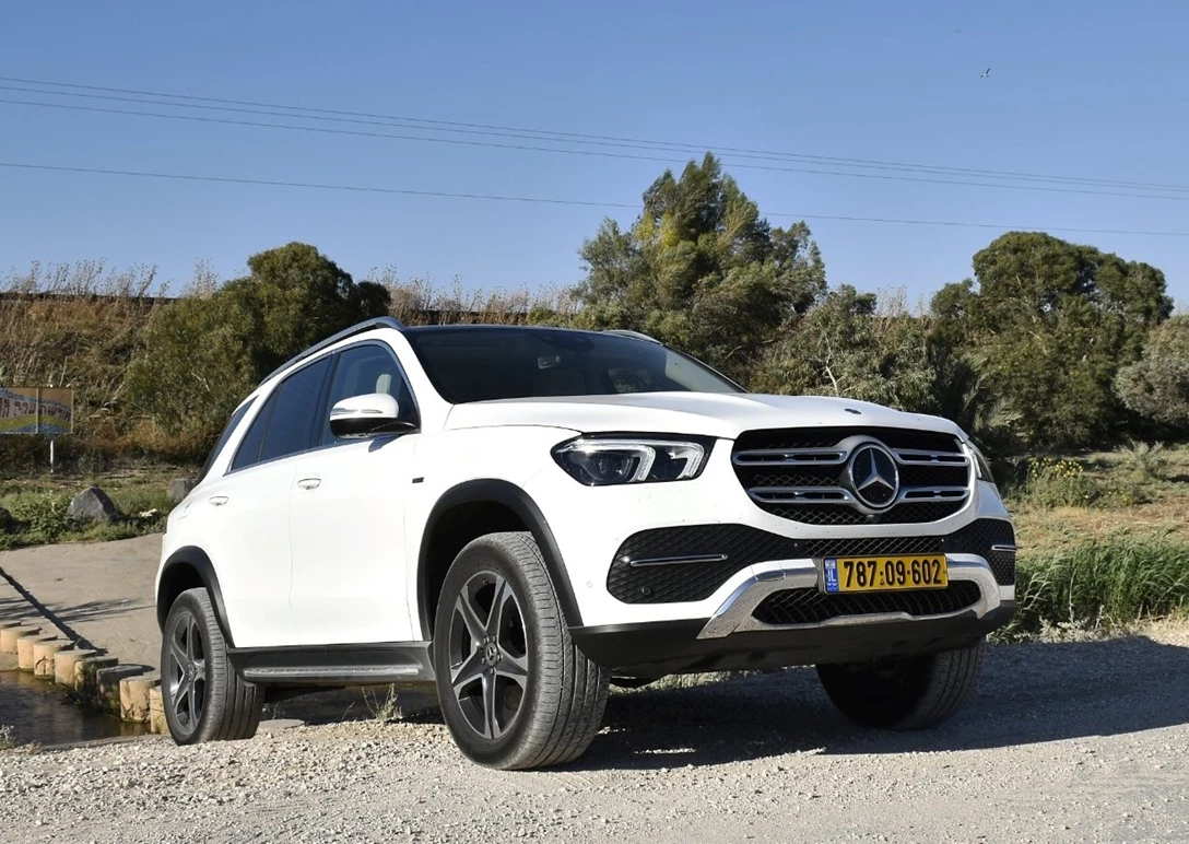 1678862-Mercedes-Benz-GLE-2023-01E.jpg