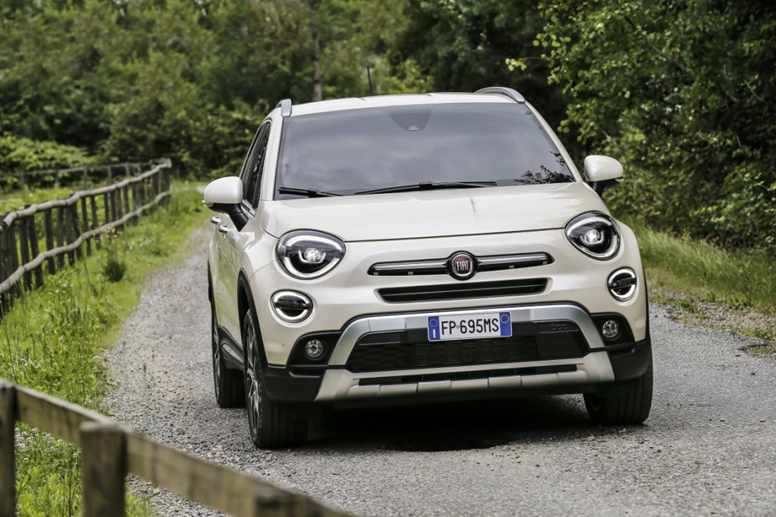 1601768-180828_Fiat_New-500X_16.jpg