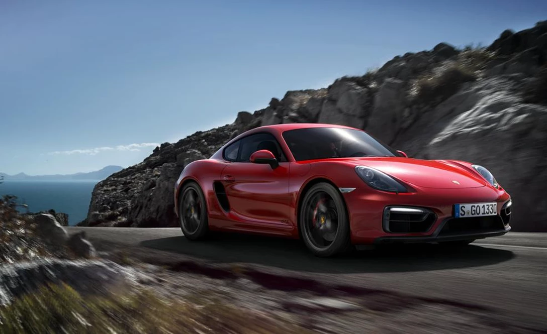 1585568-2015-porsche-cayman-gts-photo-581558-s-986x603.jpg