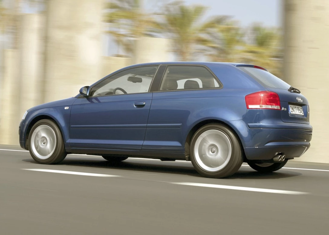 1597874-Audi-A3 4.jpg