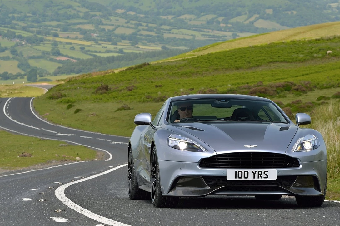 אסטון מרטין ואנקוויש