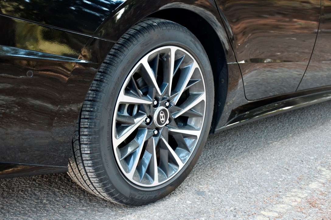 1654165-HYUNDAI SONATA 1 6 T - 2.jpeg