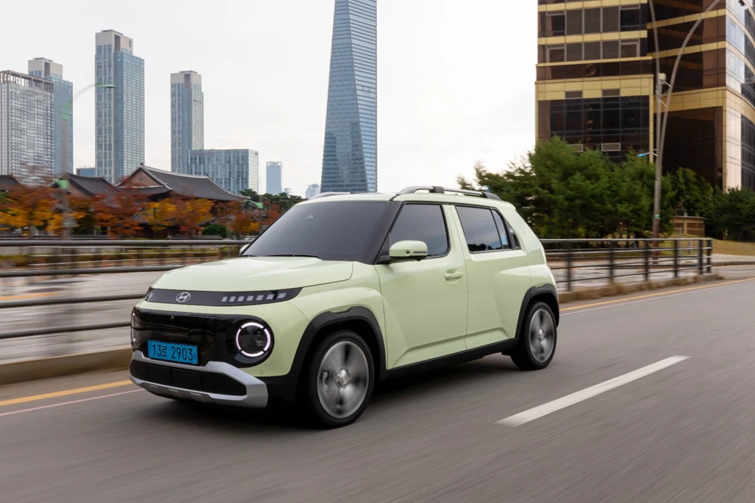 1703692-INSTER Drive_05.jpg