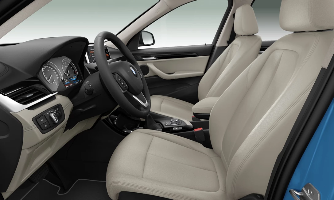 1644842-X1 X-LINE INTERIOR.JPG