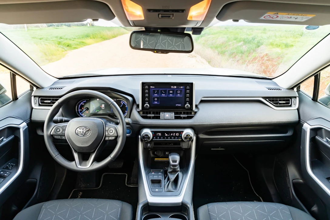 1612509-טויוטה ראב 4 (13).jpg