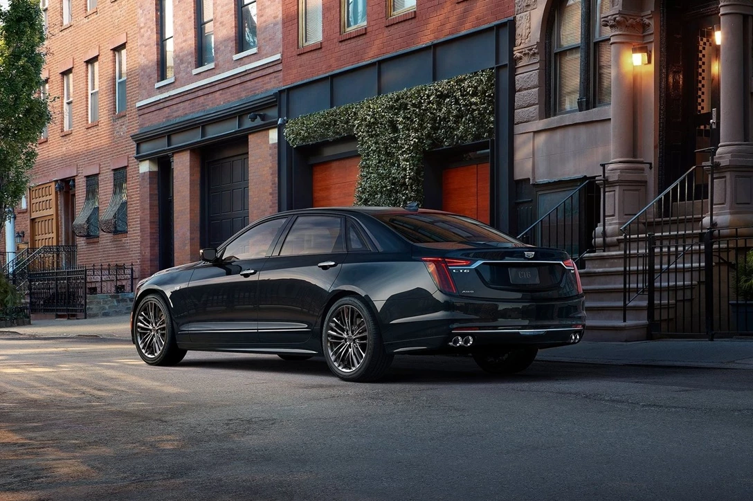 1597840-קאדילק מבצעים.jpg