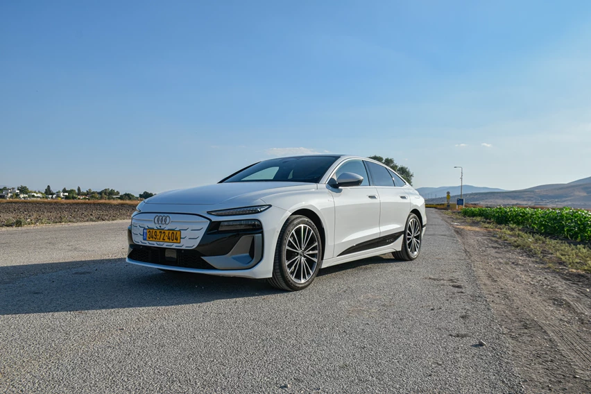 אודי A6 אי טרון חשמלית