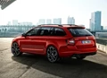 1635676-Skoda-Octavia_RS_245_Combi-2019-02.jpg
