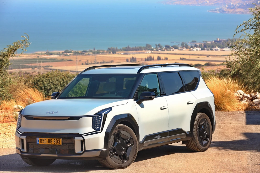 1712129-kia ev (218).JPG