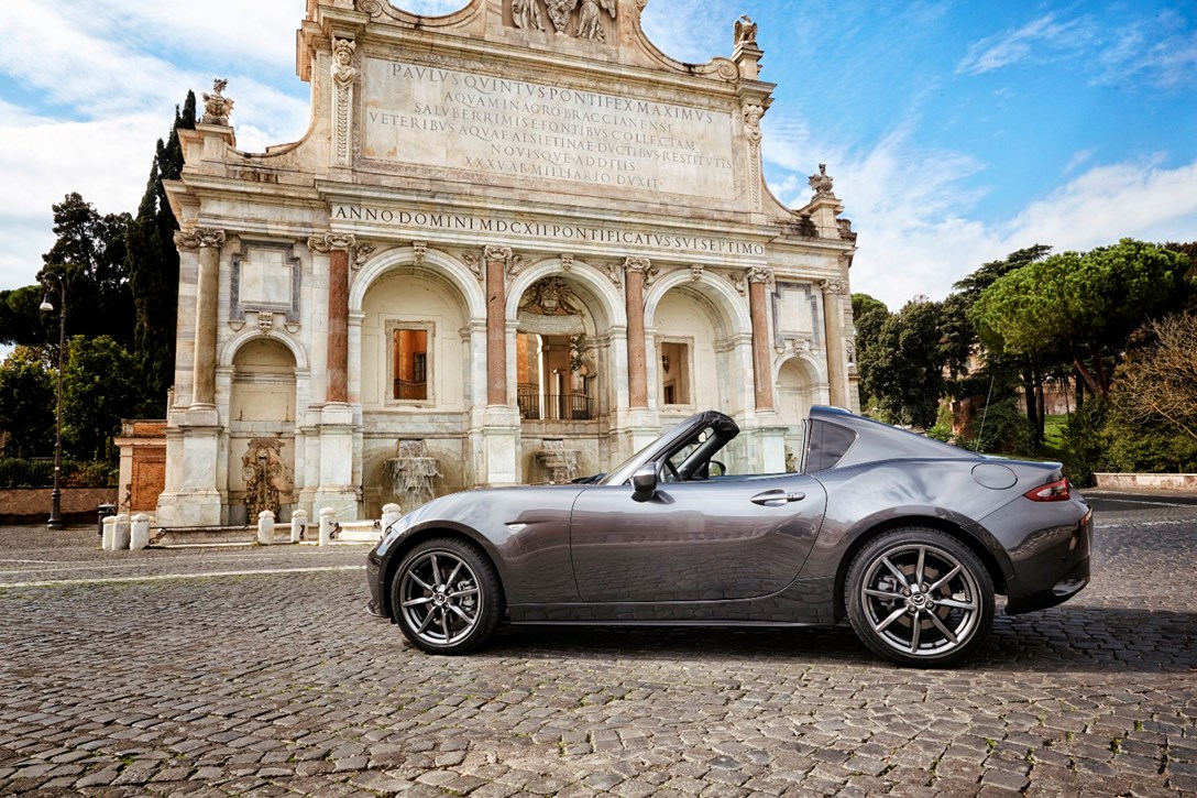 1596946-מאזדה MX-5 RF (31).jpeg