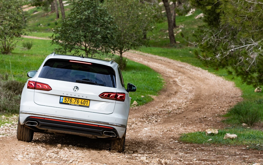 1611481-פולקסווגן טוארג - מבחן דרכים  (8).jpg