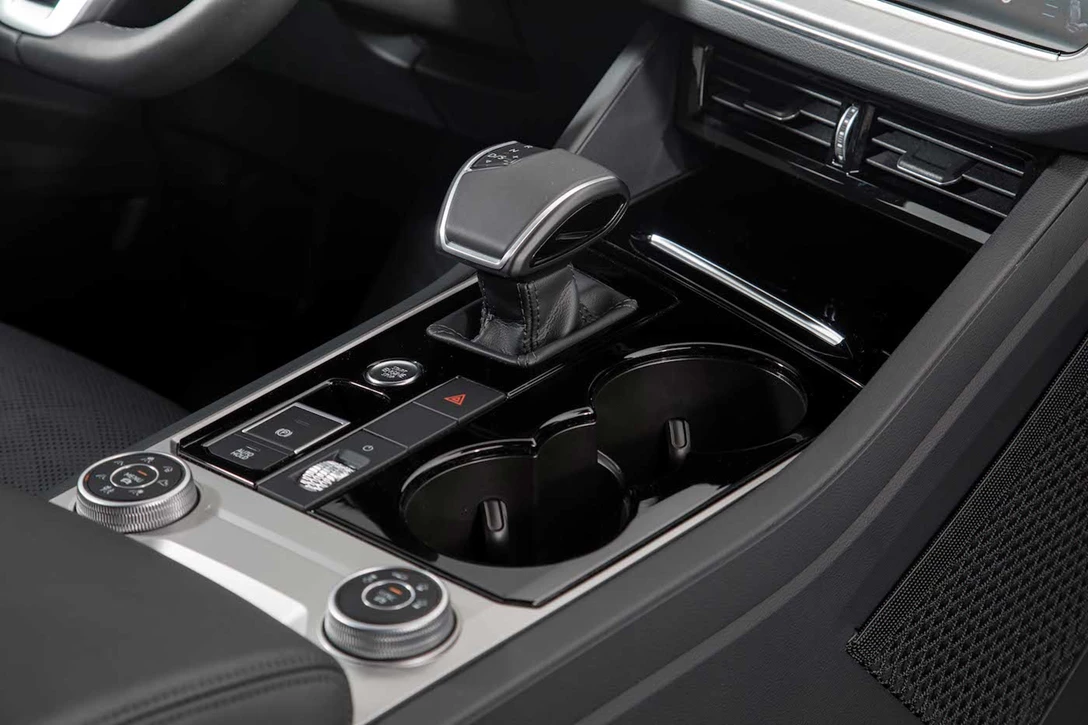 1595806-פולקסווגן טוארג - מבחן דרכים (השקה) (12).jpg