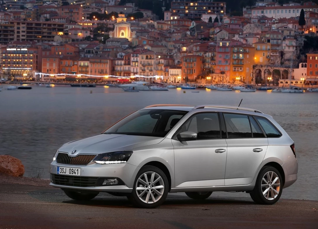 1639216-Skoda-Fabia-2017-07.jpg