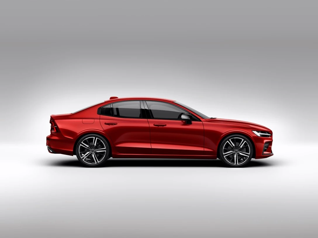 1597578-230873_New_Volvo_S60_R-Design_exterior.jpg
