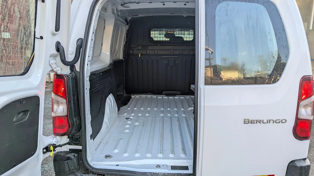 auto_berlingo_maxi_491986.jpg