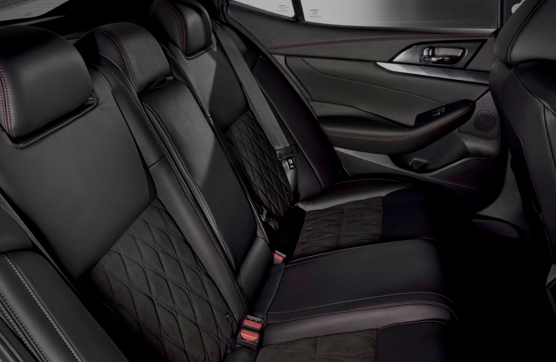 1607675-2019 Nissan Maxima-26.jpg