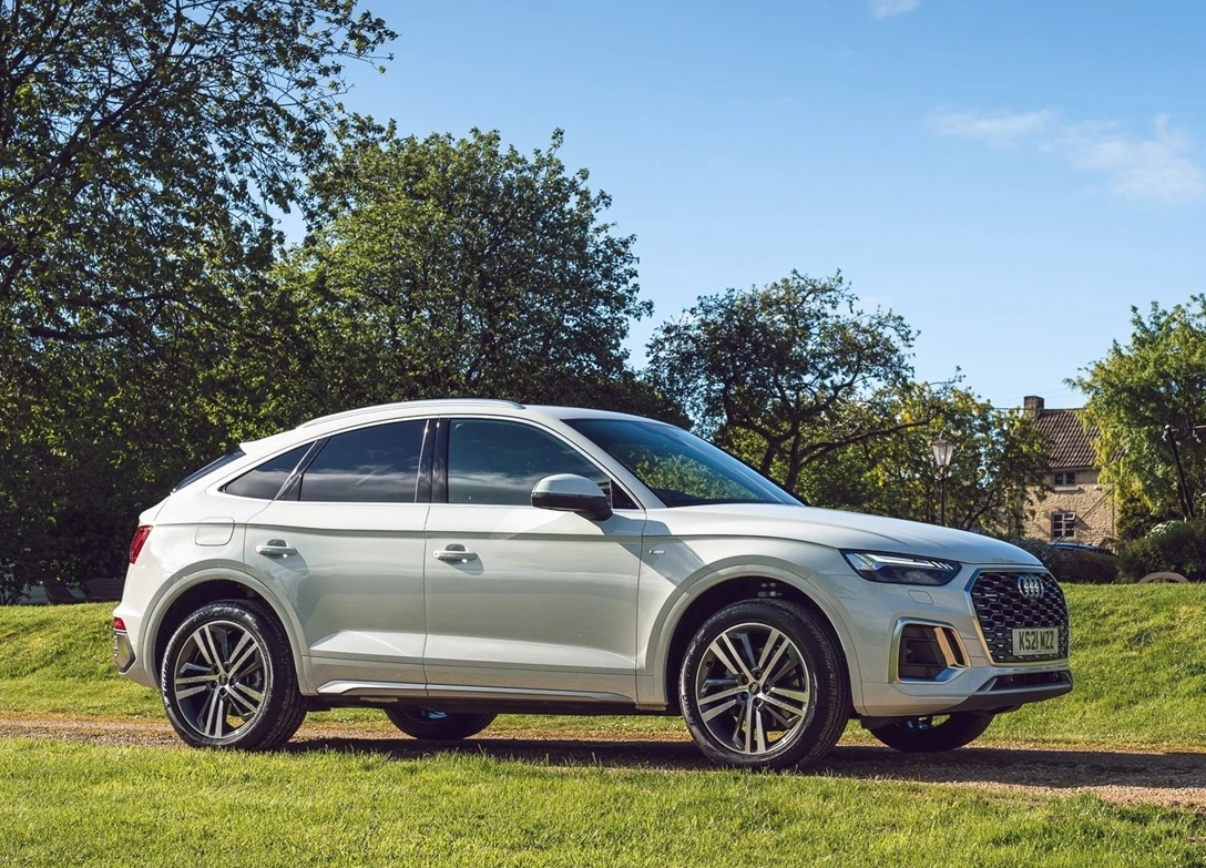 1681575-Audi-Q5_Sportback-2023-01.jpg