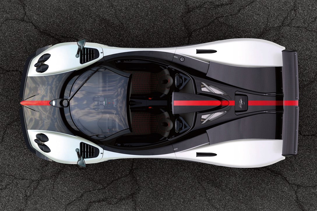 1641977-פאגאני - 5.jpeg