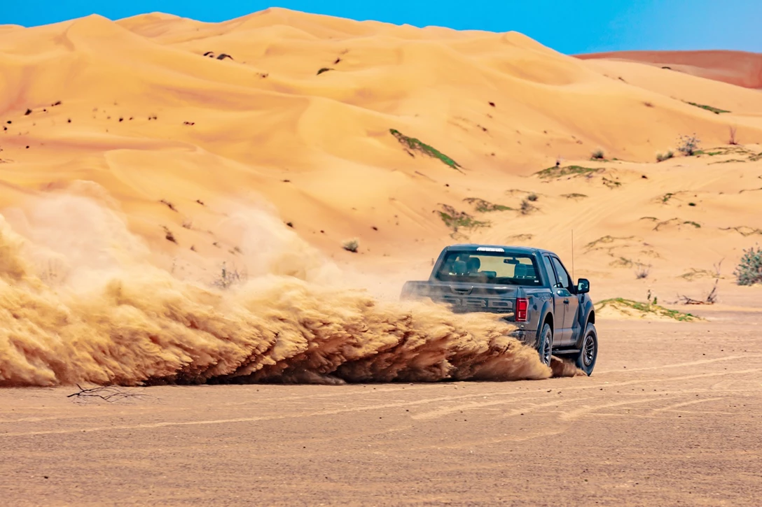 1652598-F150 ראפטור.jpg