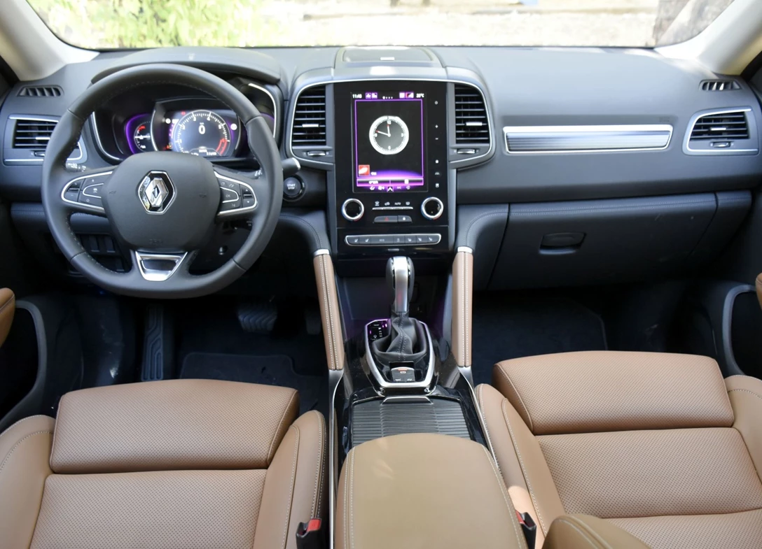 1699699-Renault-Koleos-2024-06-ES.jpg