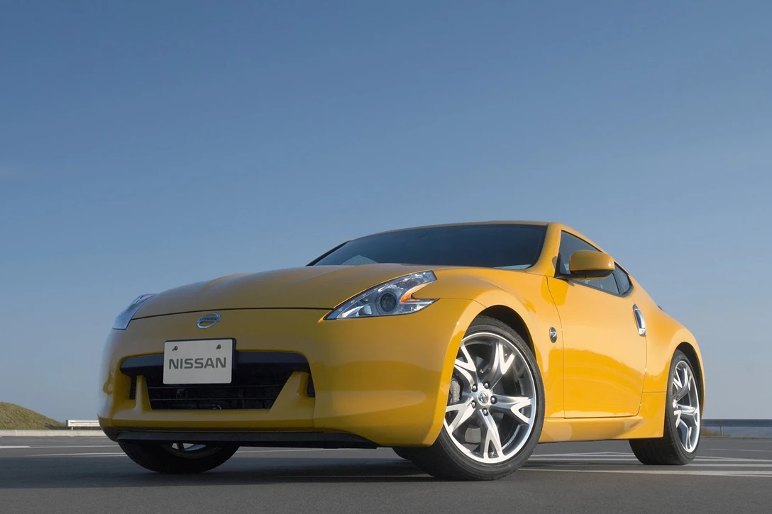 ניסאן 370Z