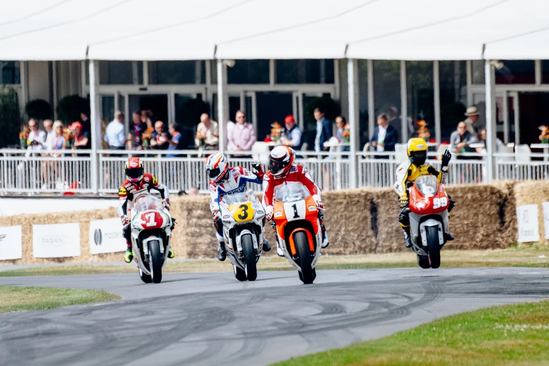 1665384-Kevin Schwantz, Mick Doohan, Wayne Rainey and Kenny Roberts (L-R) take to the Hill at the Festival of Speed. Ph. by Jayson Fong..jpg