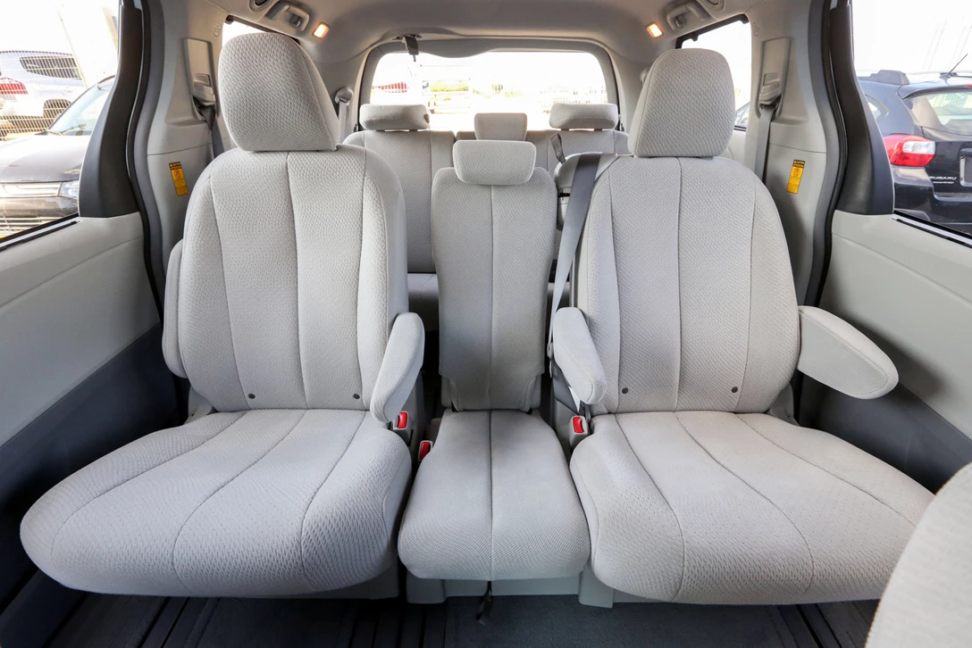 טויוטה סיינה 2014 (צילום: רונן טופלברג)